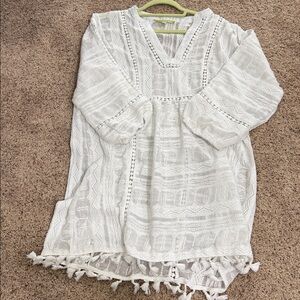 Gianni Bini White Crochet Top with Tassel Detail NWOT